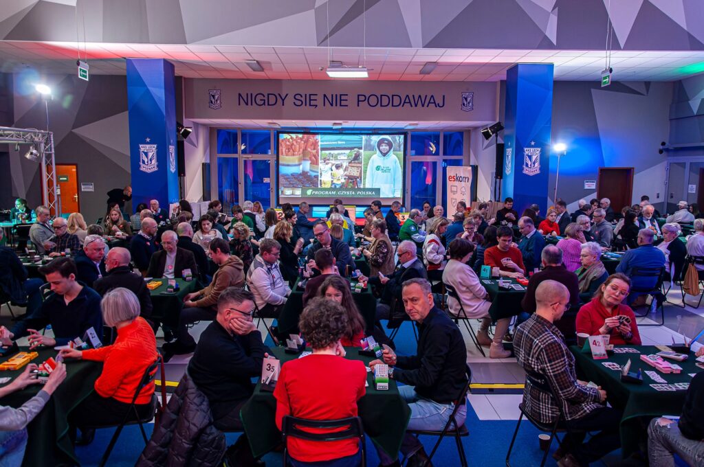 Nigdy się nie poddawaj - tak w piłce nożnej jak i brydżu